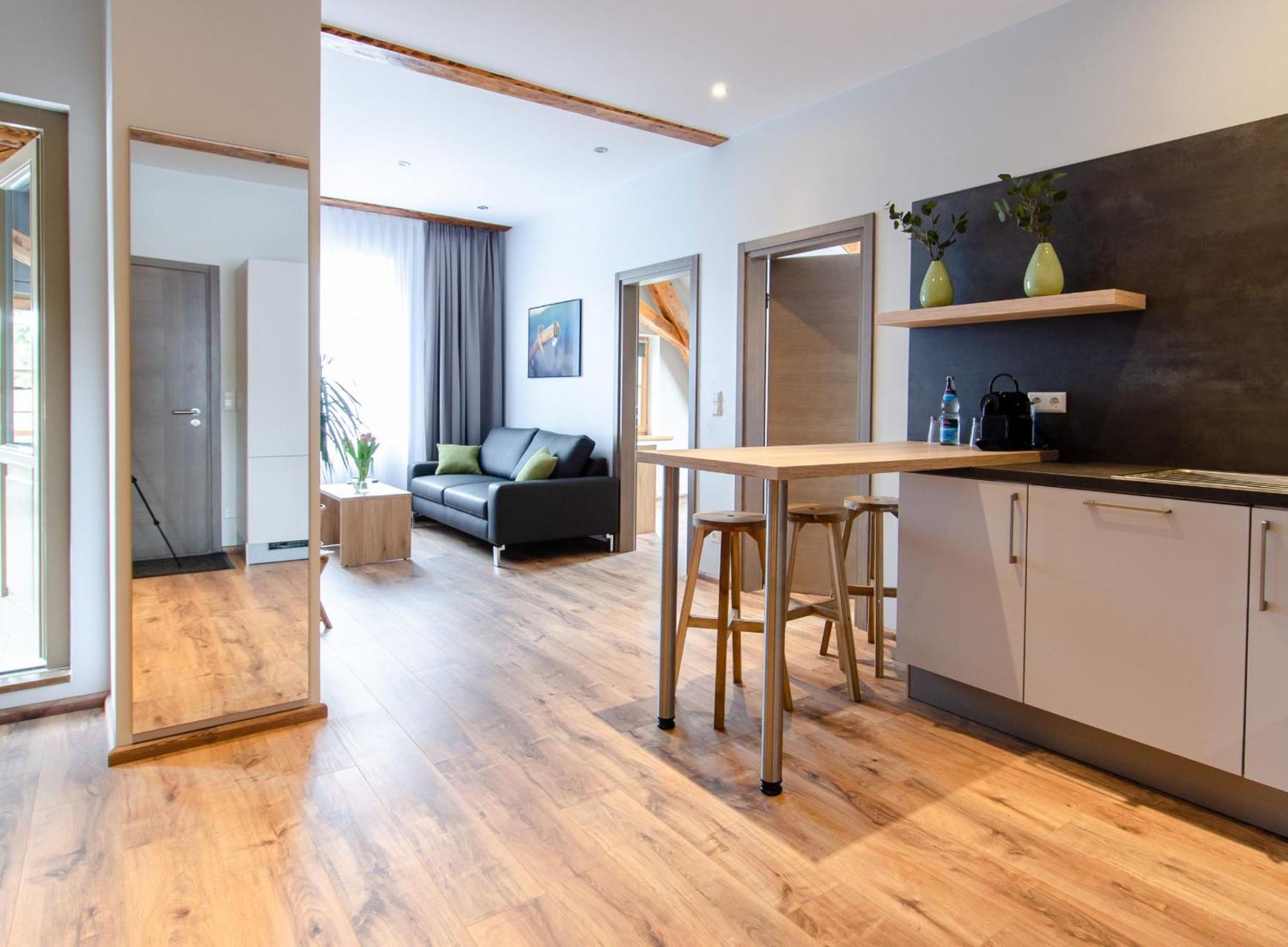האסלאך אים קינזיגטאל Appartements 'In Vino Veritas' מראה חיצוני תמונה