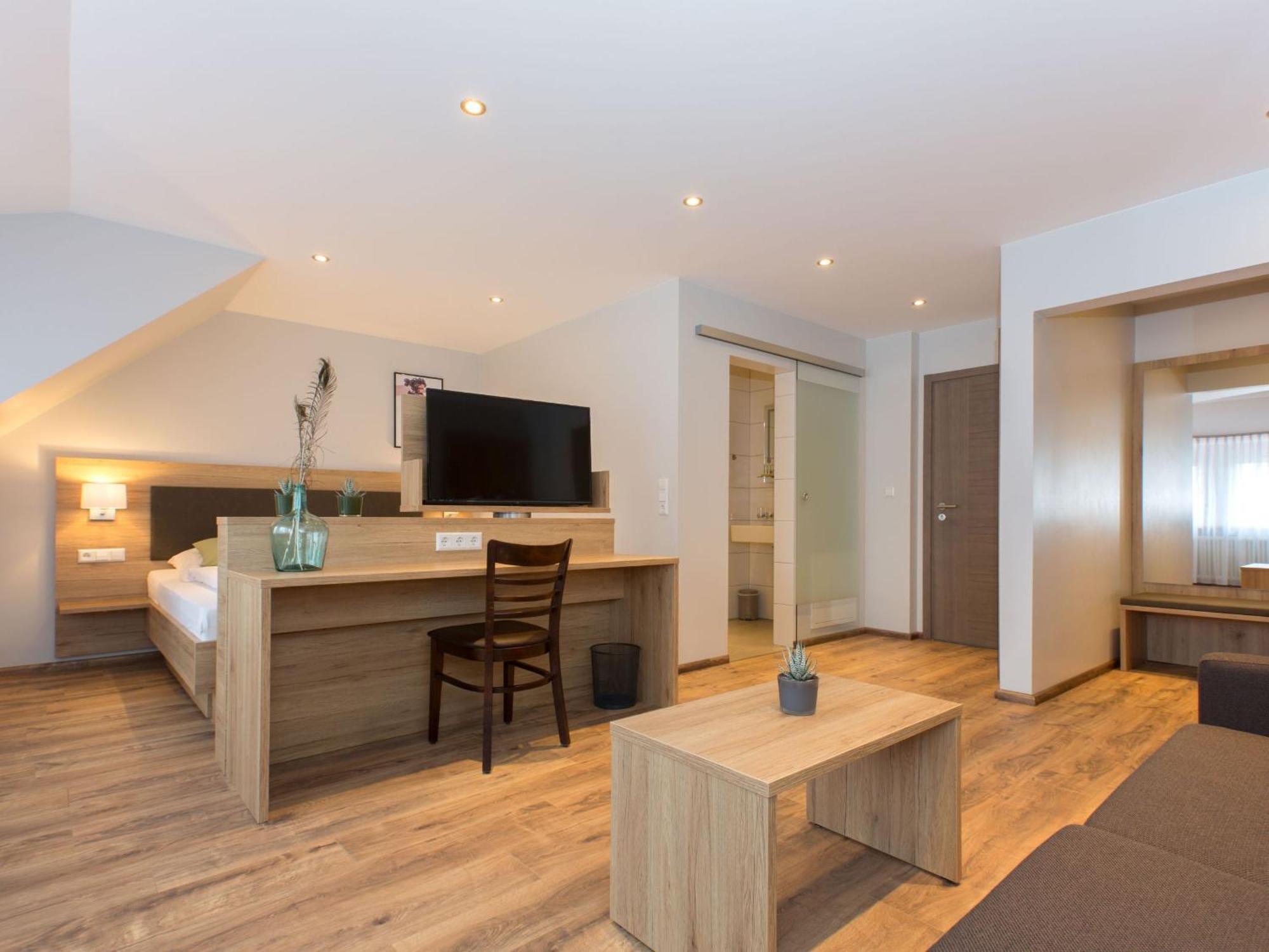 האסלאך אים קינזיגטאל Appartements 'In Vino Veritas' מראה חיצוני תמונה